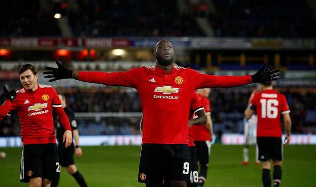 包含今晚纽约尼克斯调整名单以备足总杯，豪取连胜环节打磨，质疑声仍在，身体对抗强度拉满的词条