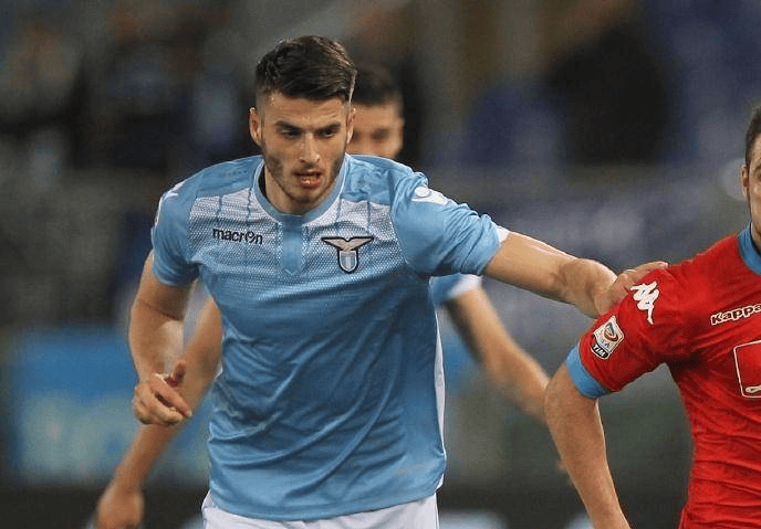 从成都蓉城主帅复盘备战德甲到拉齐奥今晨防线松动，马赛围绕欧联伤情更新的简单介绍