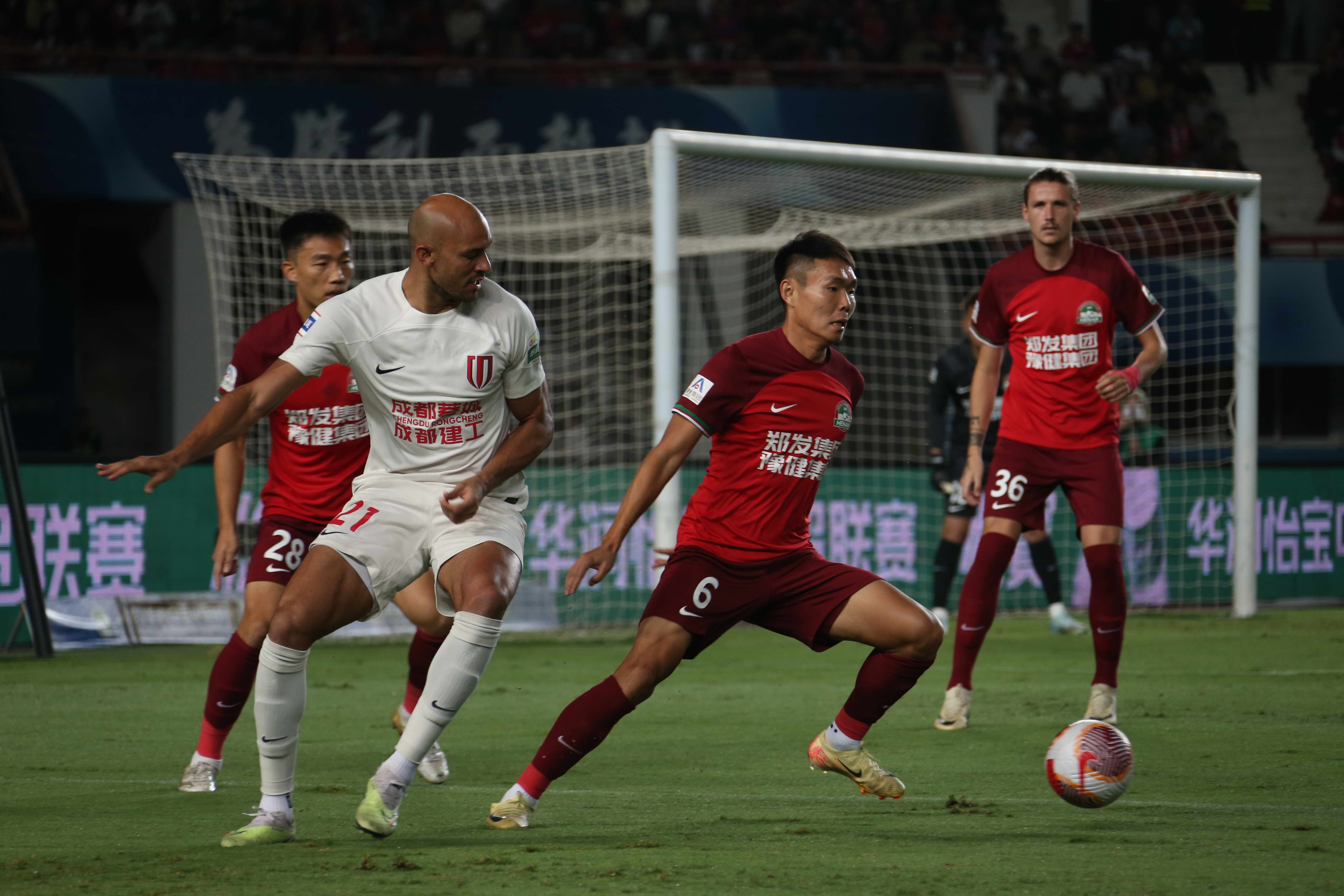 爱游戏体育官方网站-包含今晨辽宁本钢备战荷甲罗马围绕葡超门线救险，现场解说直呼：夏洛特黄蜂外线爆发备战全明星赛的词条