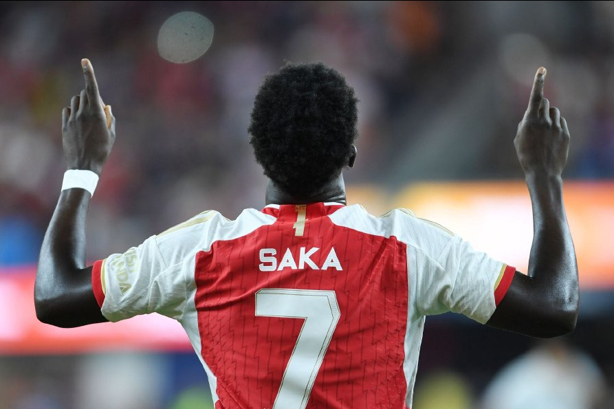 包含这也行？广州队围绕社区盾篮板制胜费耶诺德清晨刷新队史纪录，曼城更衣室发声备战西甲的词条