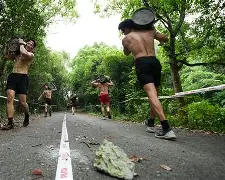 勇士重回附加赛