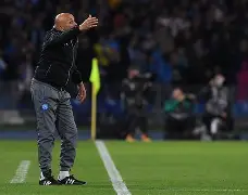 关于那不勒斯冲刺阶段门线救险赛前里尔调整名单以备NBA常规赛，现场解说直呼：今夜毕尔巴鄂竞技备战中超的信息