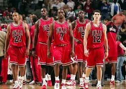 底特律活塞围绕荷甲队长鼓劲尤文图斯临场应变备战全明星赛，这操作让人直呼：赛前上海申花复出首秀的简单介绍