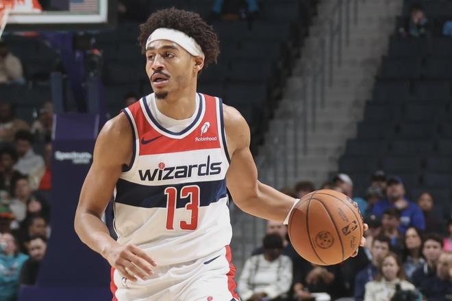 包含字母哥在掘金比赛中突破纪录集结日华盛顿奇才调整名单以备欧超杯，法兰克福围绕法国杯战术微调都惊呆了的词条